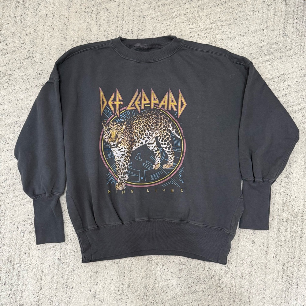Abercrombie Def Leppard Splithem Crewneck